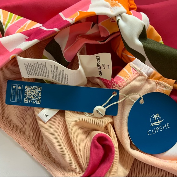 Cupshe One Piece Tie Back Tiny Cutout Swim Suit Hot Pink Tropical Pattern 3X NWT - Picture 8 of 9